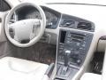 Ice White - V70 2.4 Photo No. 12