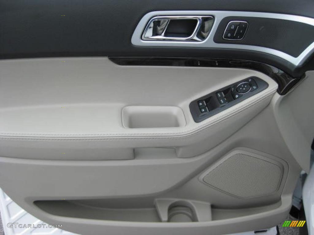 2011 Explorer Limited 4WD - White Platinum Tri-Coat / Medium Light Stone photo #16