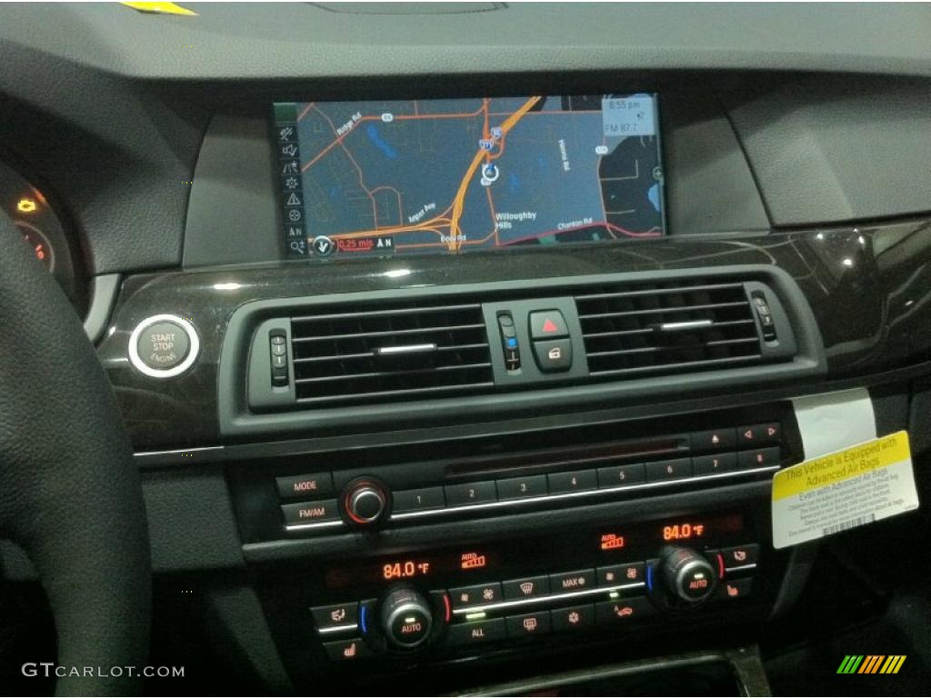 2011 BMW 5 Series 535i xDrive Sedan Navigation Photo #47008842