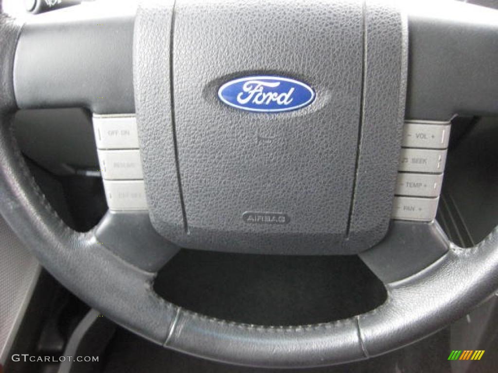 2006 F150 Lariat SuperCrew 4x4 - Dark Toreador Red Metallic / Black photo #31