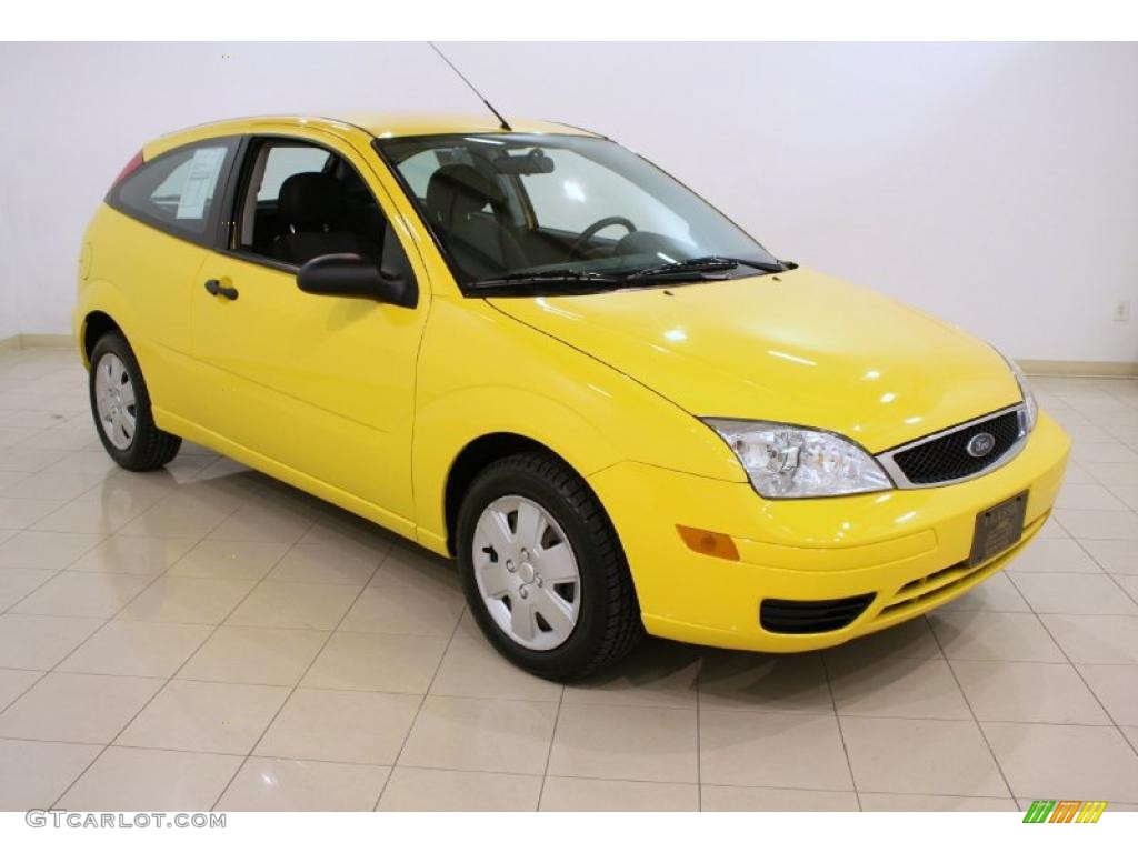 Screaming Yellow 2007 Ford Focus ZX3 SE Coupe Exterior Photo #47010501