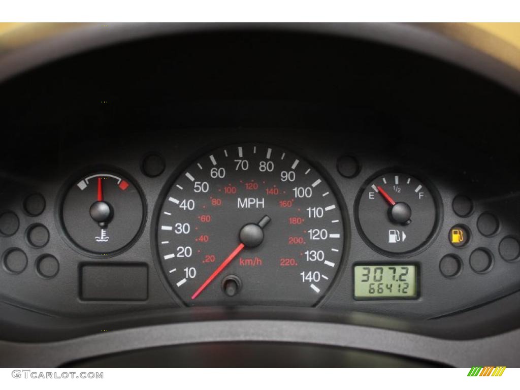 2007 Ford Focus ZX3 SE Coupe Gauges Photo #47010588