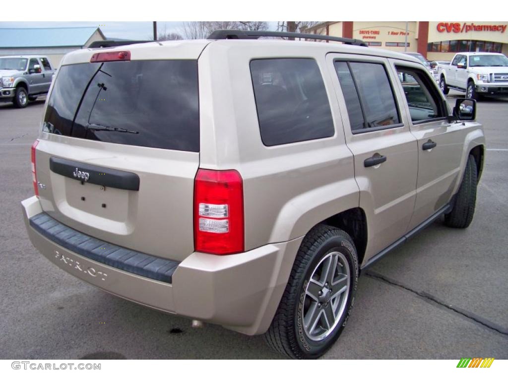 Light Sandstone Metallic 2009 Jeep Patriot Sport 4x4 Exterior Photo #47011516
