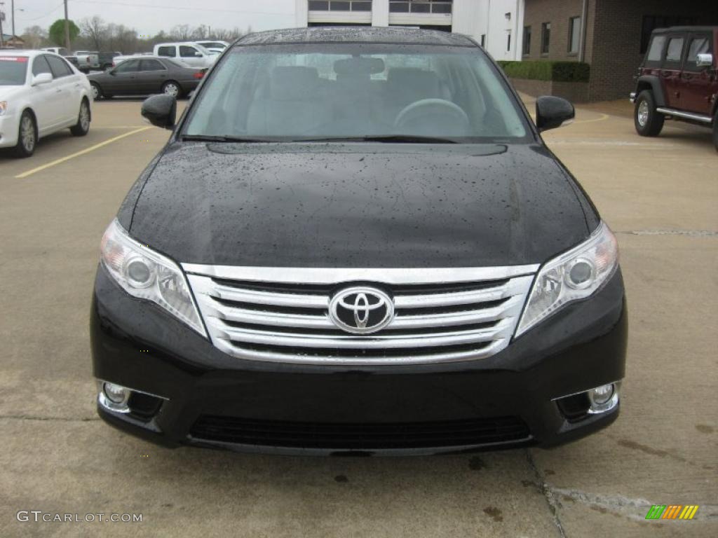 2011 Avalon  - Black / Light Gray photo #2