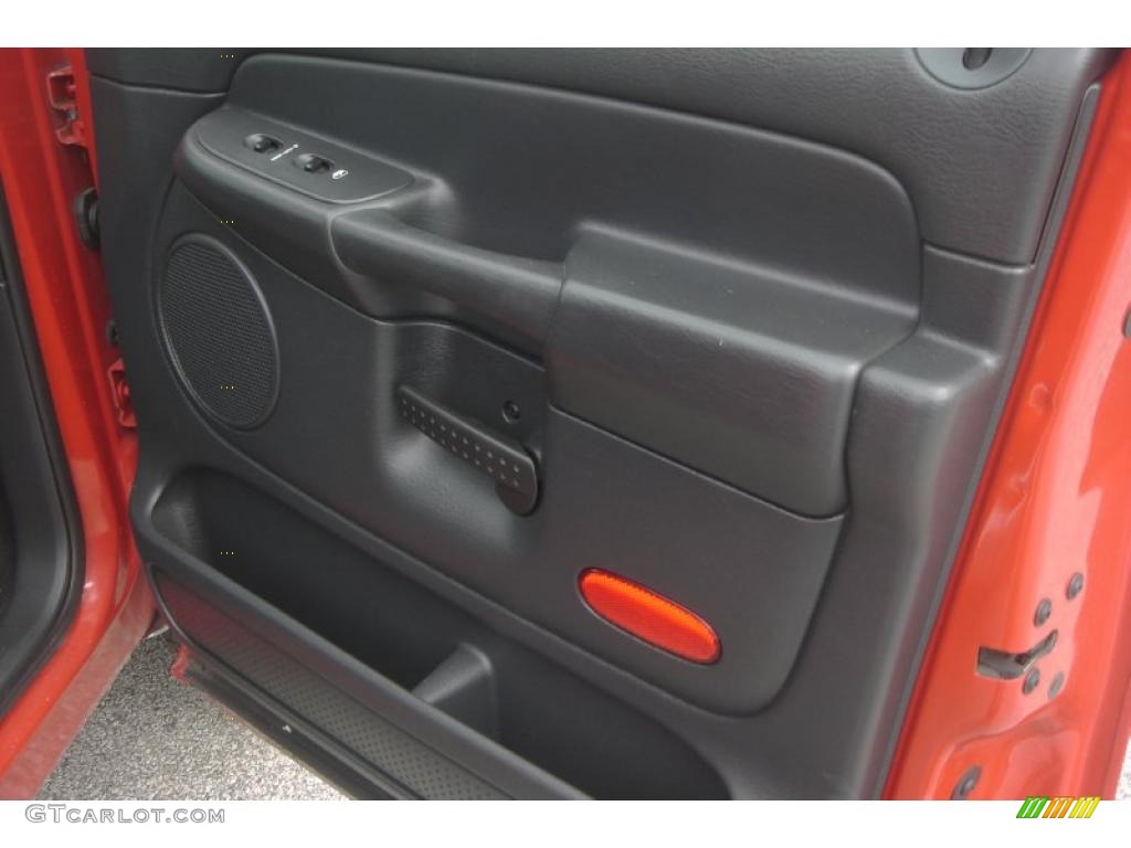 2003 Ram 1500 SLT Quad Cab 4x4 - Flame Red / Dark Slate Gray photo #18