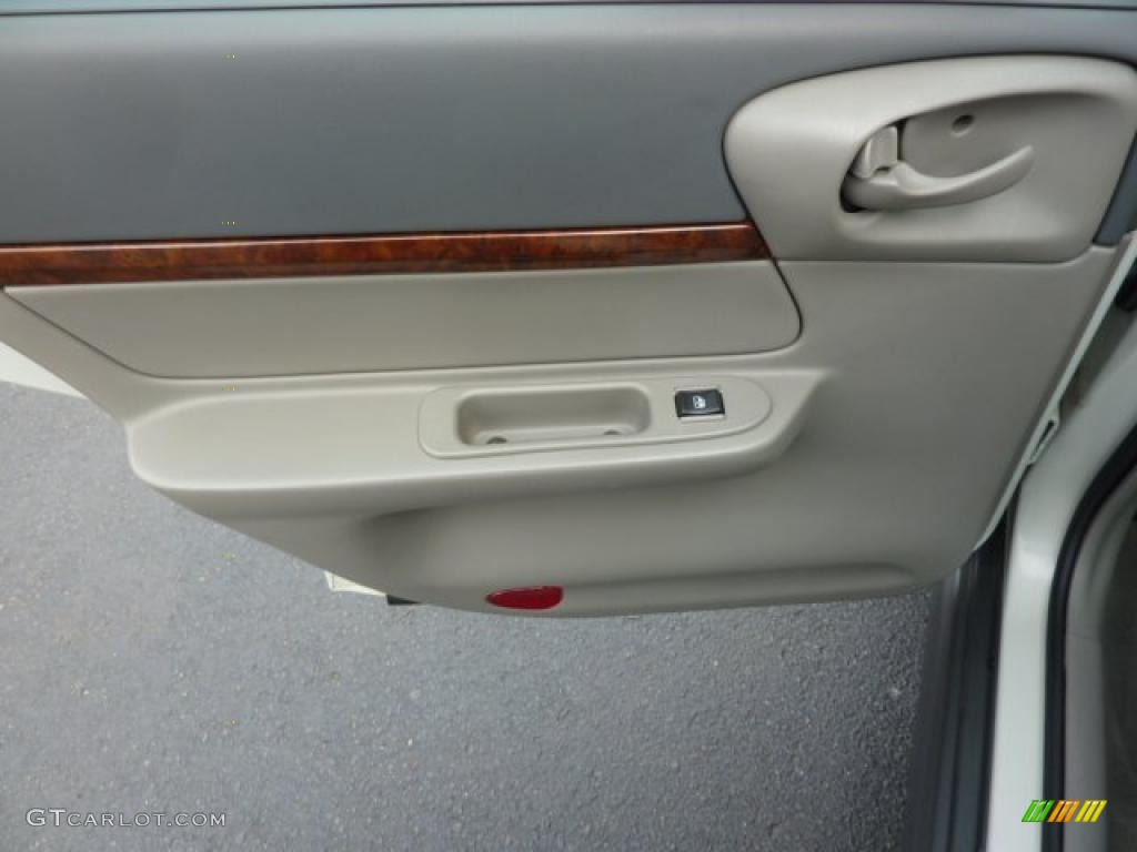 2004 Impala  - White / Medium Gray photo #15