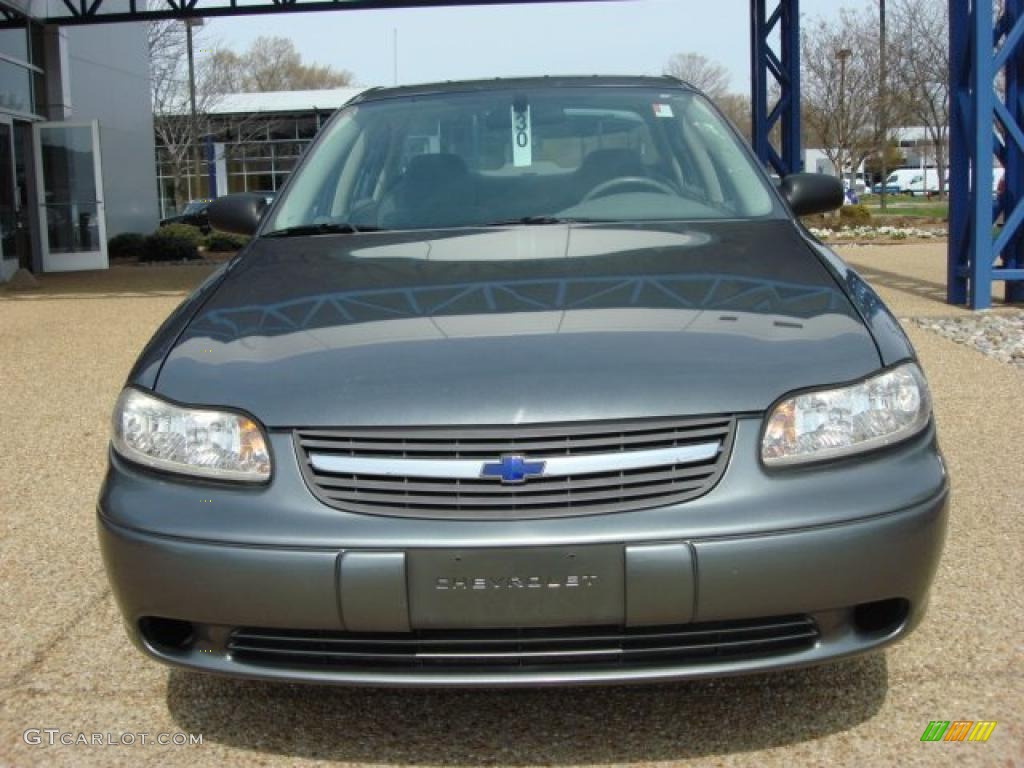 Medium Gray Metallic 2005 Chevrolet Classic Standard Classic Model Exterior Photo #47013636