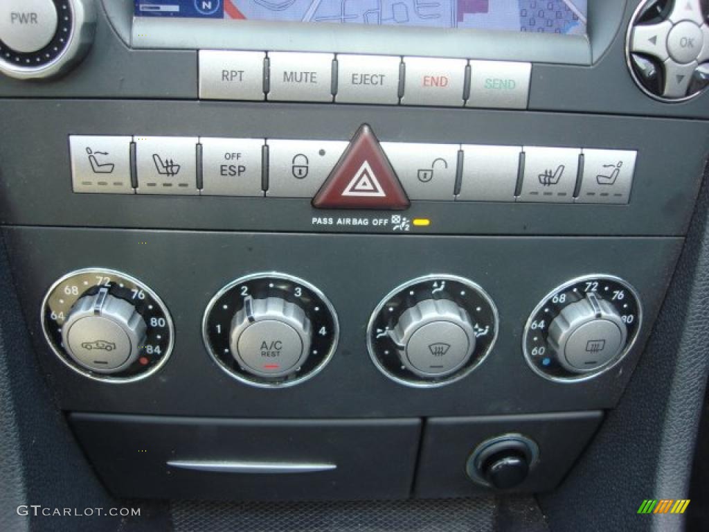 2007 Mercedes-Benz SLK 350 Roadster Controls Photo #47014038