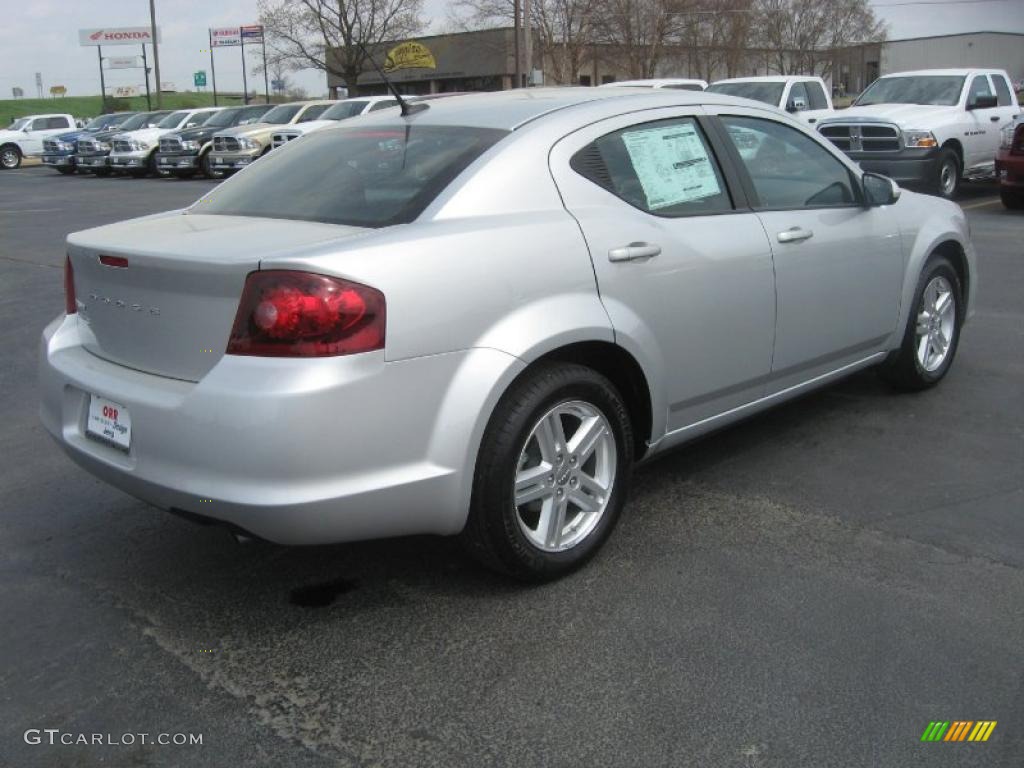 Bright Silver Metallic 2011 Dodge Avenger Mainstreet Exterior Photo #47014370