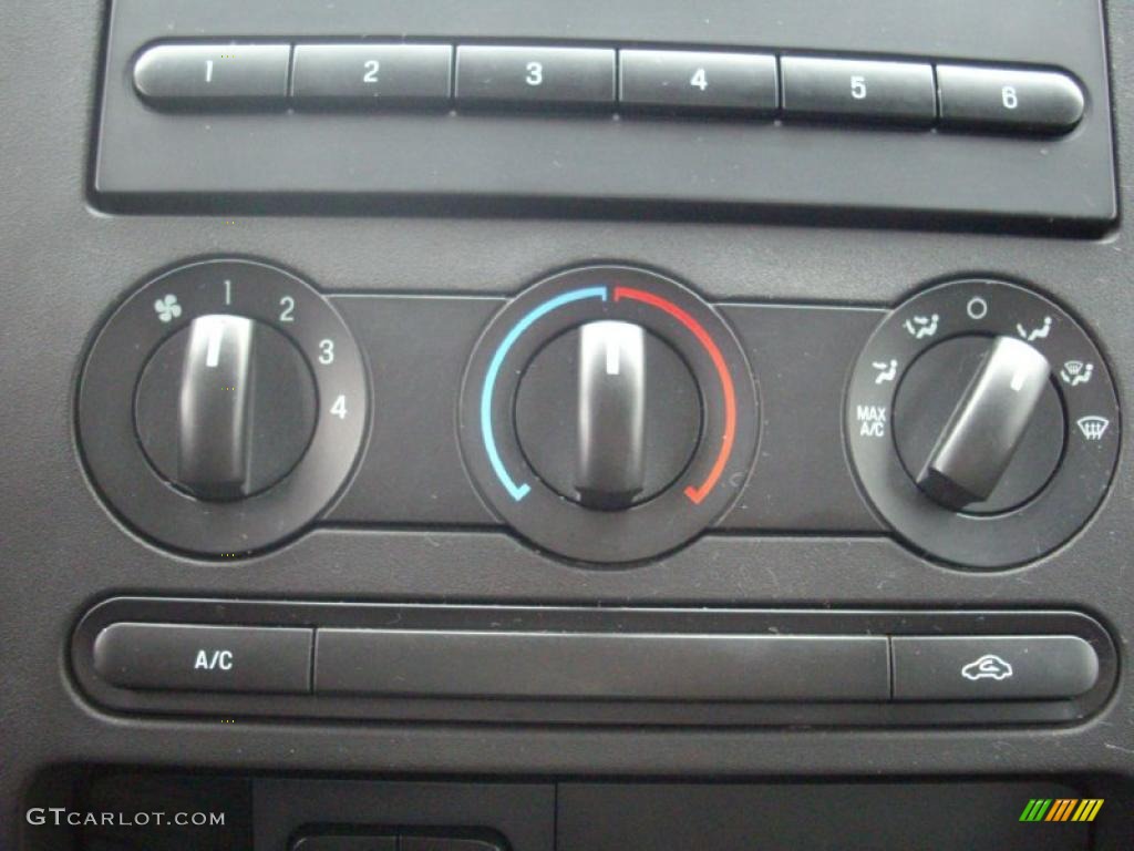 2008 Ford F350 Super Duty XL Regular Cab 4x4 Plow Truck Controls Photo #47014842