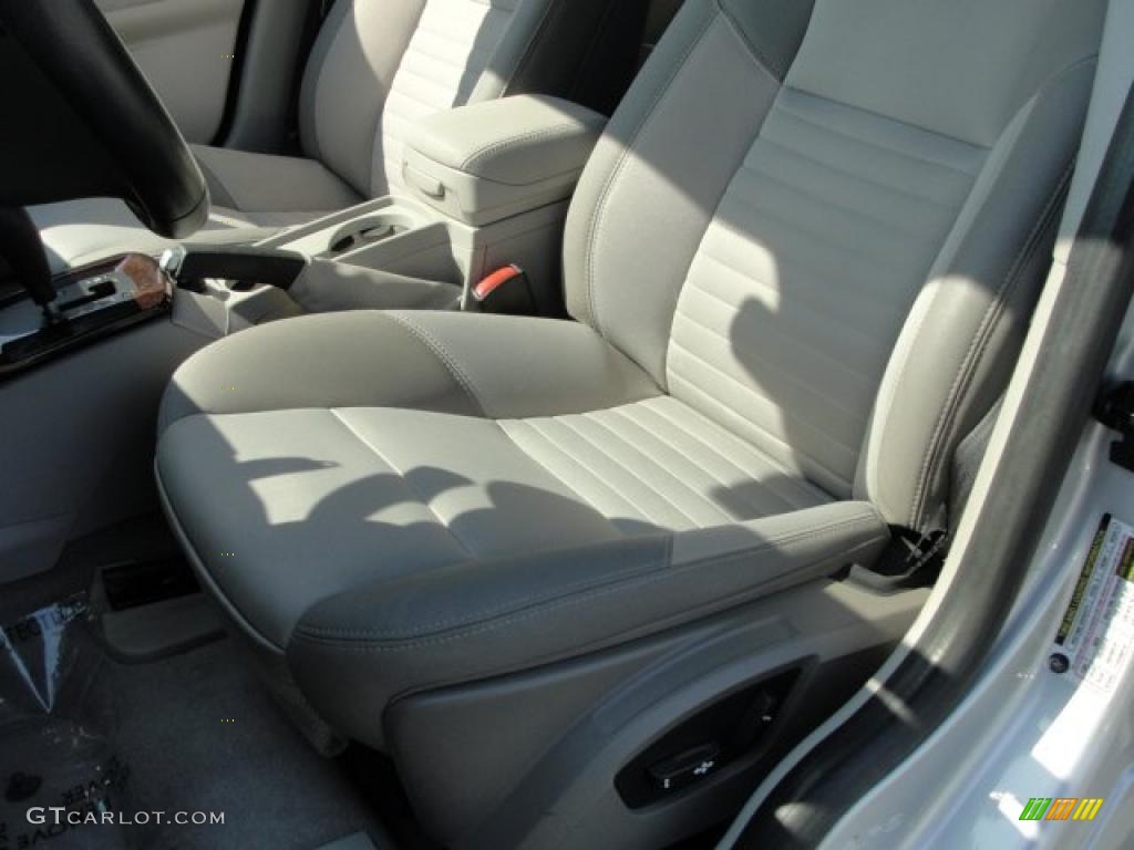 Dark Beige/Quartz Interior 2007 Volvo S40 2.4i Photo #47016108