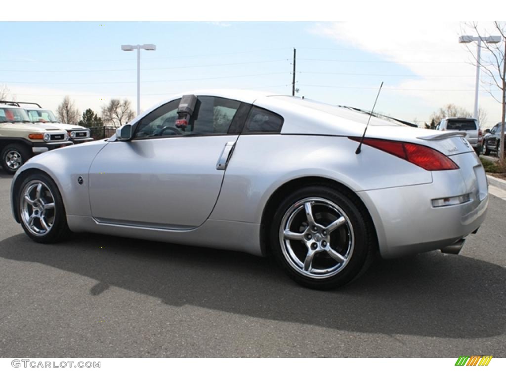 2004 350Z Touring Coupe - Chrome Silver Metallic / Charcoal photo #4