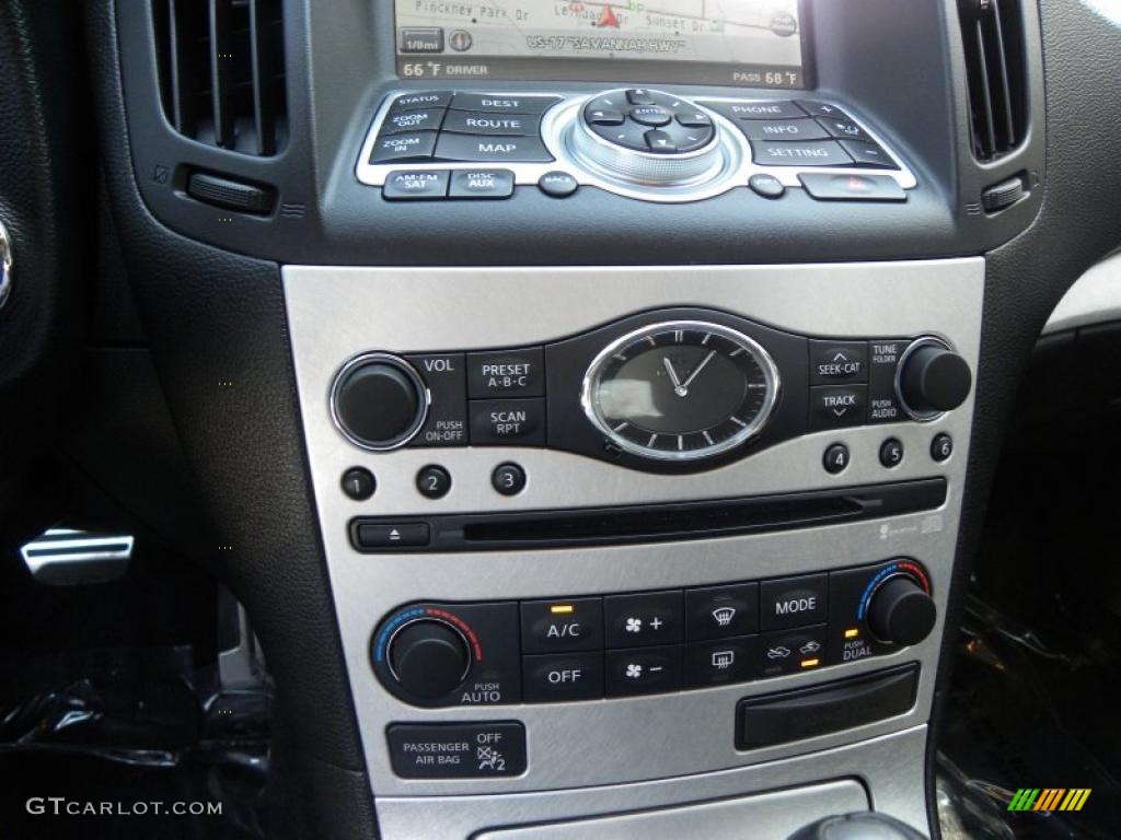 2009 Infiniti G 37 S Sport Coupe Controls Photo #47017575