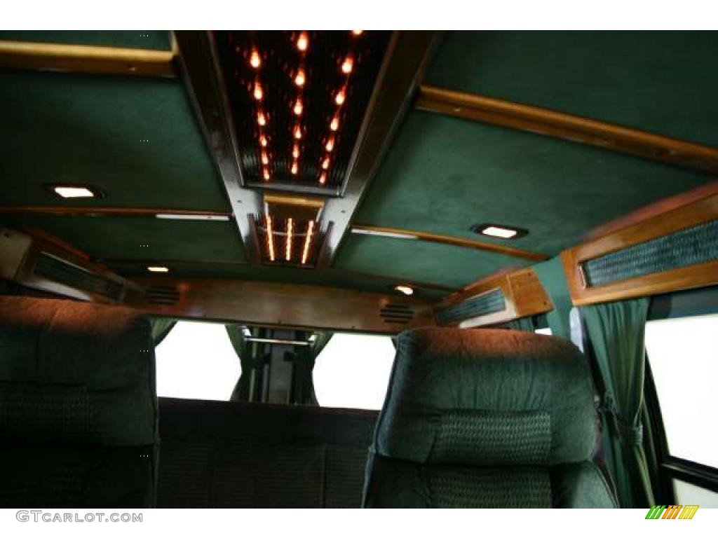 1998 Astro Passenger Van - Forest Green Metallic / Neutral photo #10