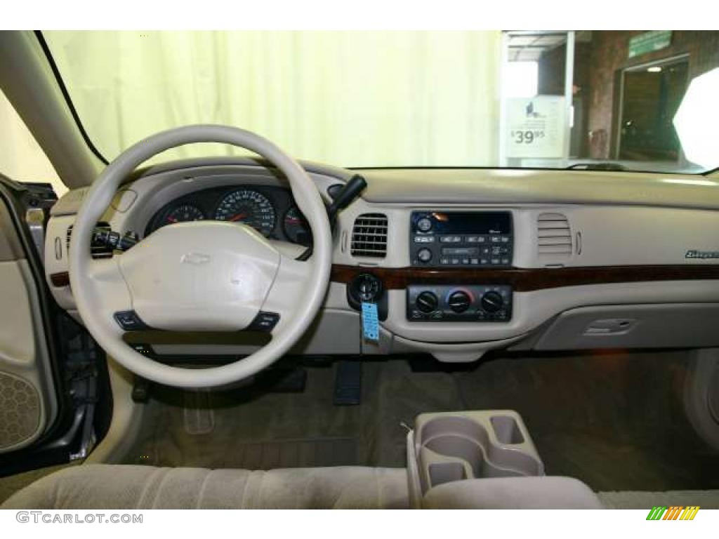 2001 Chevrolet Impala Standard Impala Model Neutral Dashboard Photo #47020047