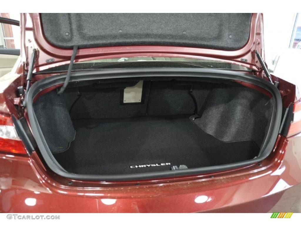 2011 Chrysler 200 Touring Trunk Photo #47021982
