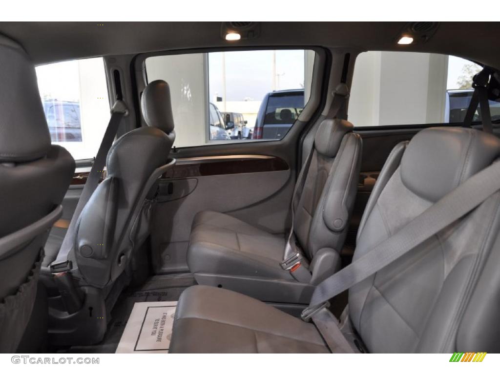 Medium Slate Gray Interior 2007 Chrysler Town & Country Limited Photo #47023281