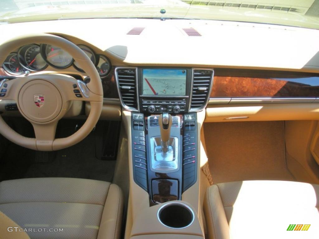2010 Porsche Panamera S Luxor Beige Dashboard Photo #47023656