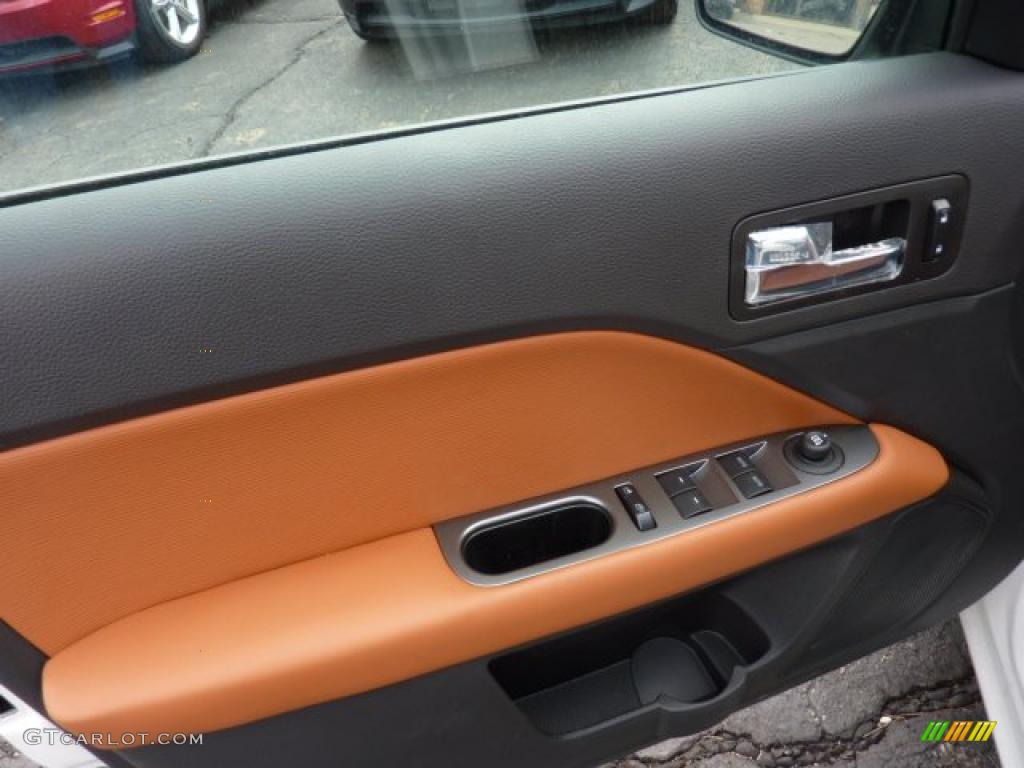 2011 Ford Fusion SEL V6 AWD Door Panel Photos