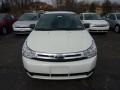 White Suede - Focus SE Sedan Photo No. 6