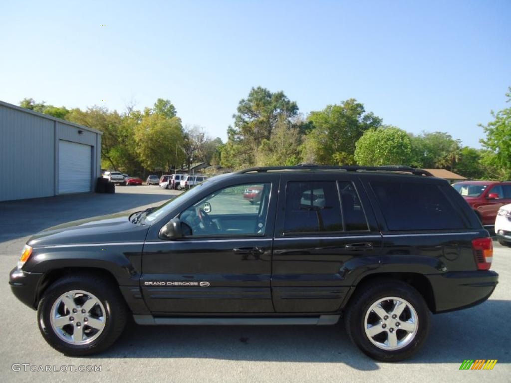 2003 Grand Cherokee Overland 4x4 - Brilliant Black / Dark Slate Gray/Light Slate Gray photo #2
