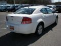 Stone White - Avenger SXT Photo No. 5