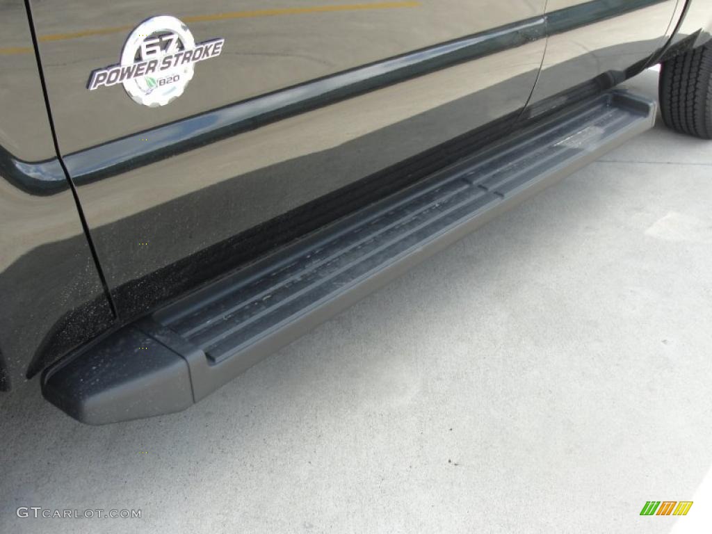 2011 Ford F250 Super Duty XLT Crew Cab Marks and Logos Photo #47024799