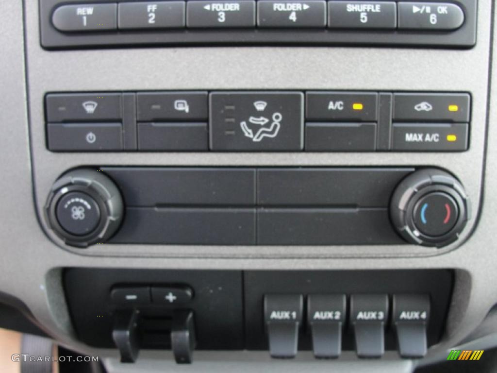 2011 Ford F250 Super Duty XLT Crew Cab Controls Photo #47025069