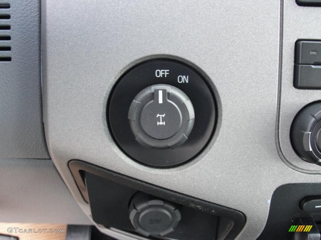 2011 Ford F250 Super Duty XLT Crew Cab Controls Photo #47025117