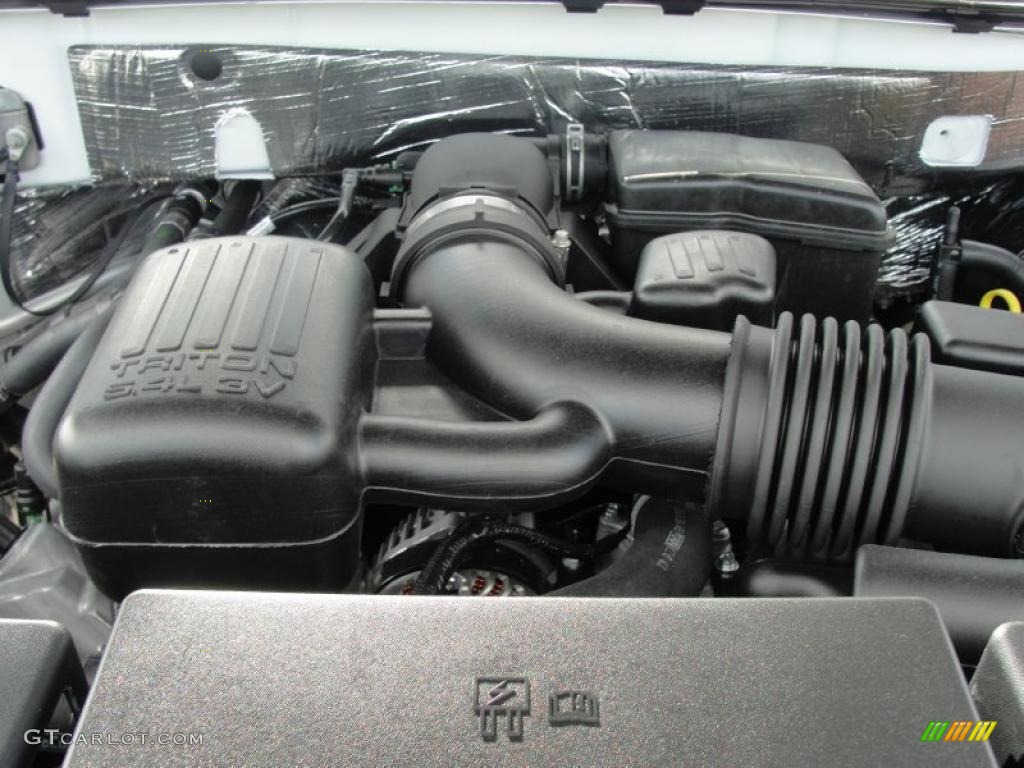 2011 Ford Expedition EL King Ranch 5.4 Liter SOHC 24-Valve Flex-Fuel V8 Engine Photo #47026050