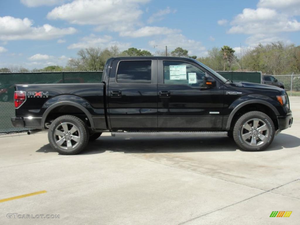 2011 F150 FX4 SuperCrew 4x4 - Tuxedo Black Metallic / Black photo #2