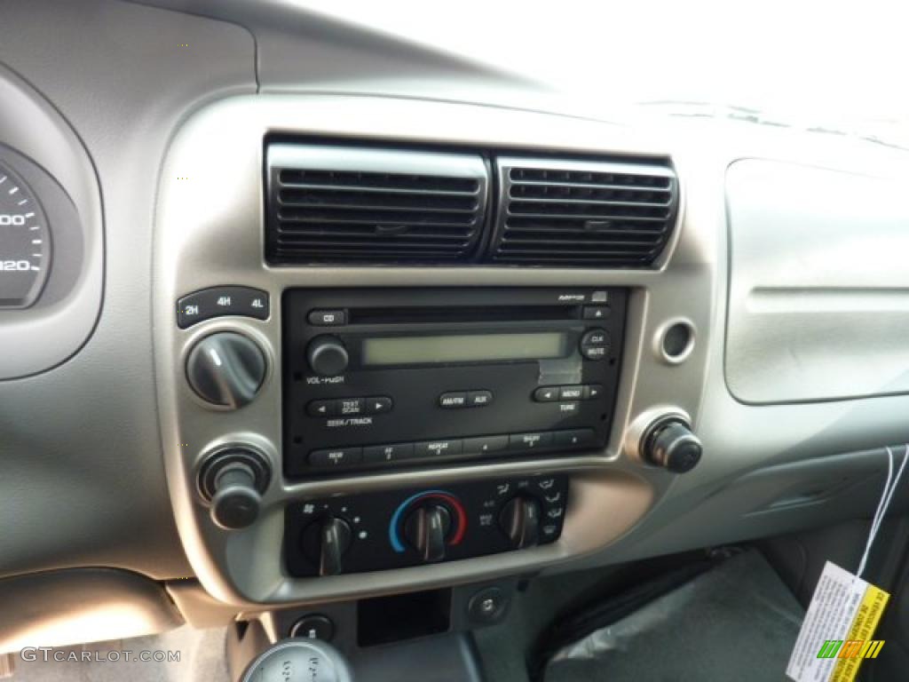 2011 Ford Ranger Sport SuperCab 4x4 Controls Photo #47027356