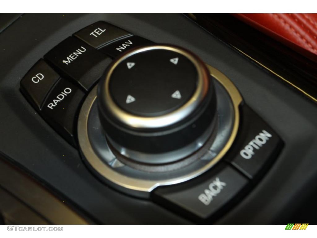 2011 BMW X6 M M xDrive Controls Photo #47027838