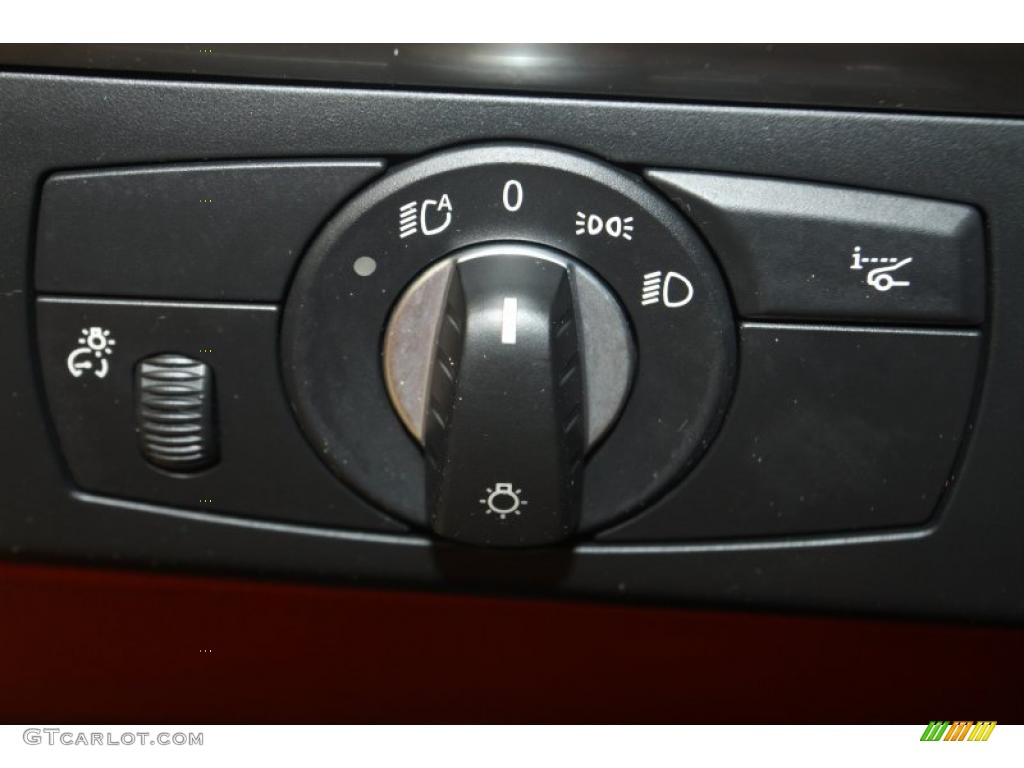 2011 BMW X6 M M xDrive Controls Photo #47027922