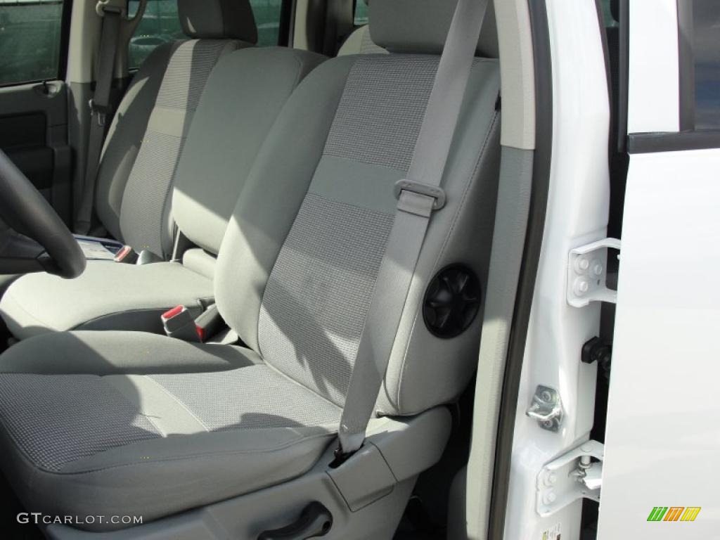 2008 Ram 1500 Lone Star Edition Quad Cab 4x4 - Bright White / Medium Slate Gray photo #37