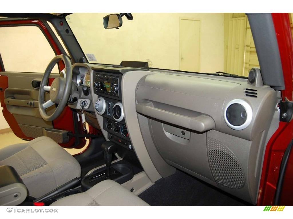 2008 Wrangler Unlimited Sahara - Red Rock Crystal Pearl / Dark Khaki/Medium Khaki photo #20