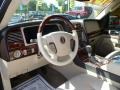 Autumn Red Metallic - Navigator Luxury Photo No. 7