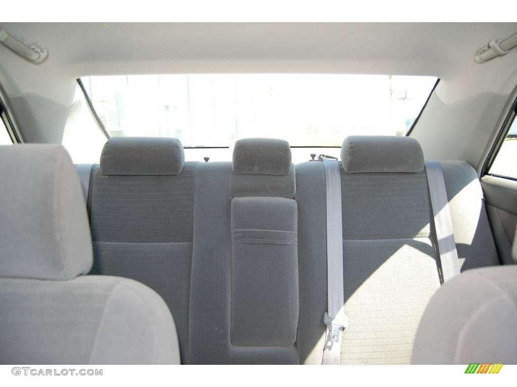 2006 Camry LE - Lunar Mist Metallic / Taupe photo #14
