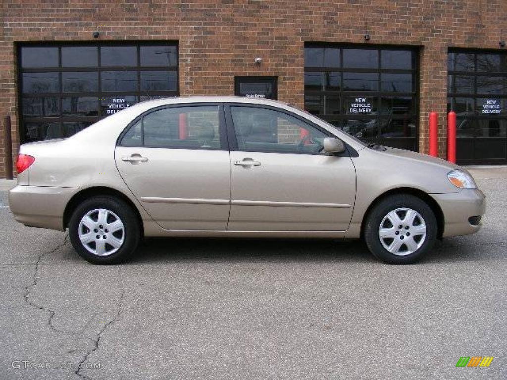 2006 Corolla LE - Desert Sand Mica / Beige photo #2