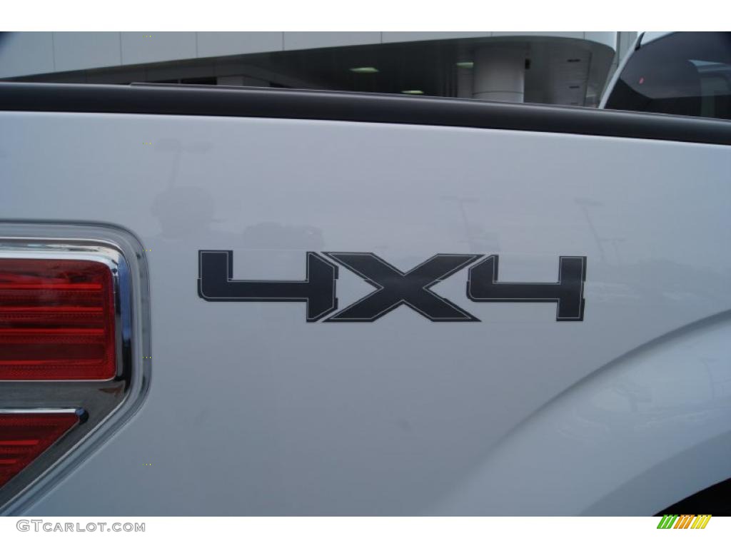 2011 F150 XLT SuperCrew 4x4 - Oxford White / Steel Gray photo #19