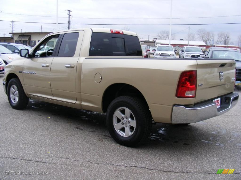 2011 Ram 1500 SLT Quad Cab 4x4 - White Gold / Dark Slate Gray/Medium Graystone photo #5