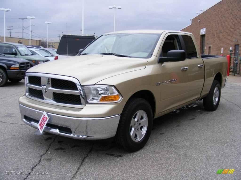 White Gold 2011 Dodge Ram 1500 SLT Quad Cab 4x4 Exterior Photo #47036262