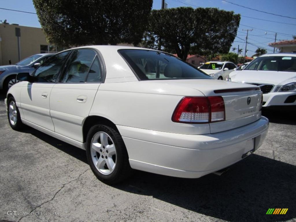 2001 Catera Sedan - Ivory White / Neutral photo #3