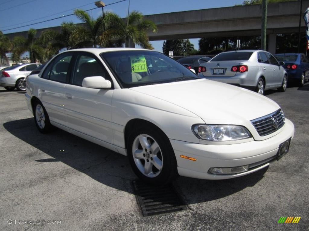 2001 Catera Sedan - Ivory White / Neutral photo #7