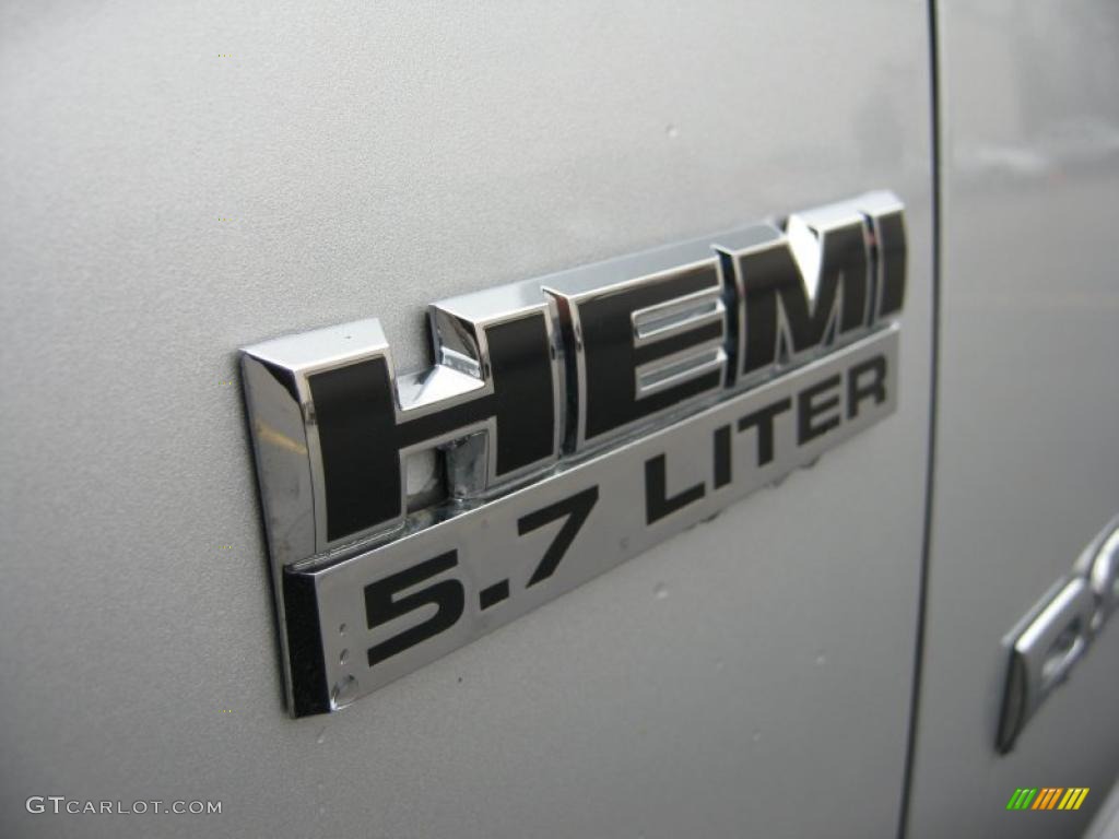 2007 Ram 1500 Laramie Quad Cab 4x4 - Bright Silver Metallic / Medium Slate Gray photo #27