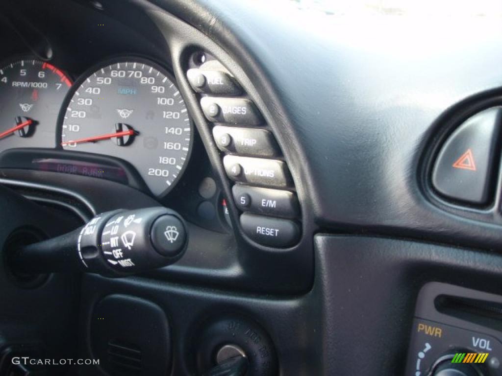 2002 Chevrolet Corvette Convertible Controls Photo #47038866
