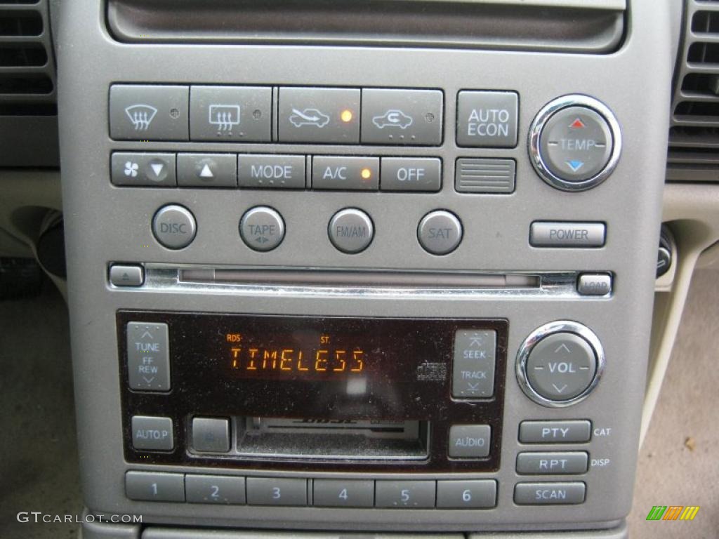 2004 Infiniti G 35 x Sedan Controls Photo #47039172