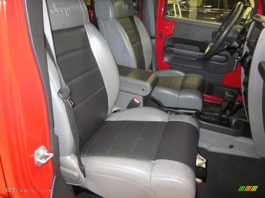 Dark Slate Gray/Medium Slate Gray Interior 2010 Jeep Wrangler Unlimited Rubicon 4x4 Photo #47040516