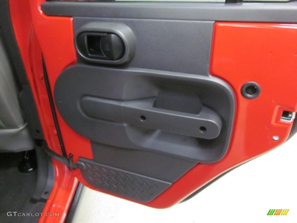 2010 Jeep Wrangler Unlimited Rubicon 4x4 Dark Slate Gray/Medium Slate Gray Door Panel Photo #47040603