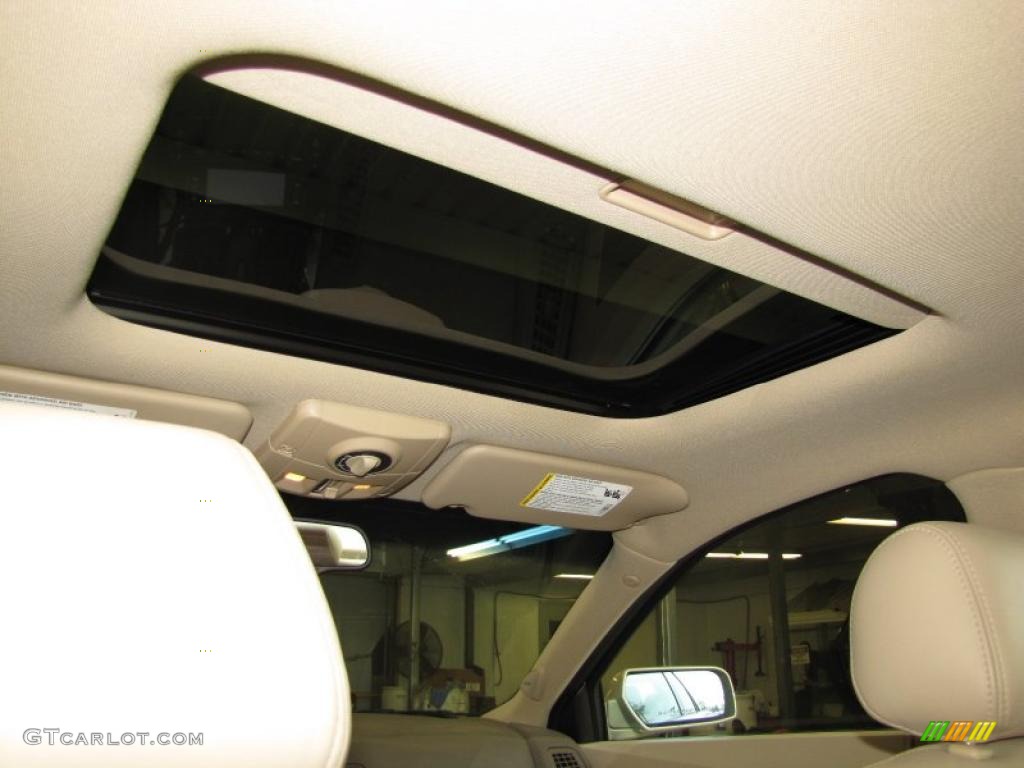 2007 CTS Sedan - Gold Mist / Cashmere photo #17